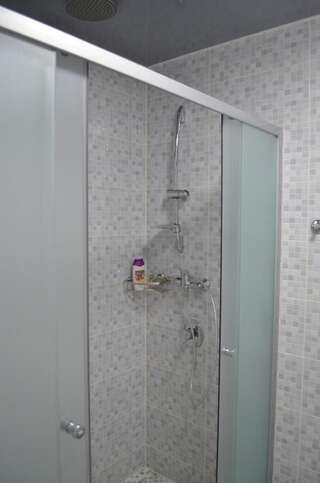 Апартаменты 1-комнатная на левом берегу Днепра Днепр Апартаменты с 1 спальней-13