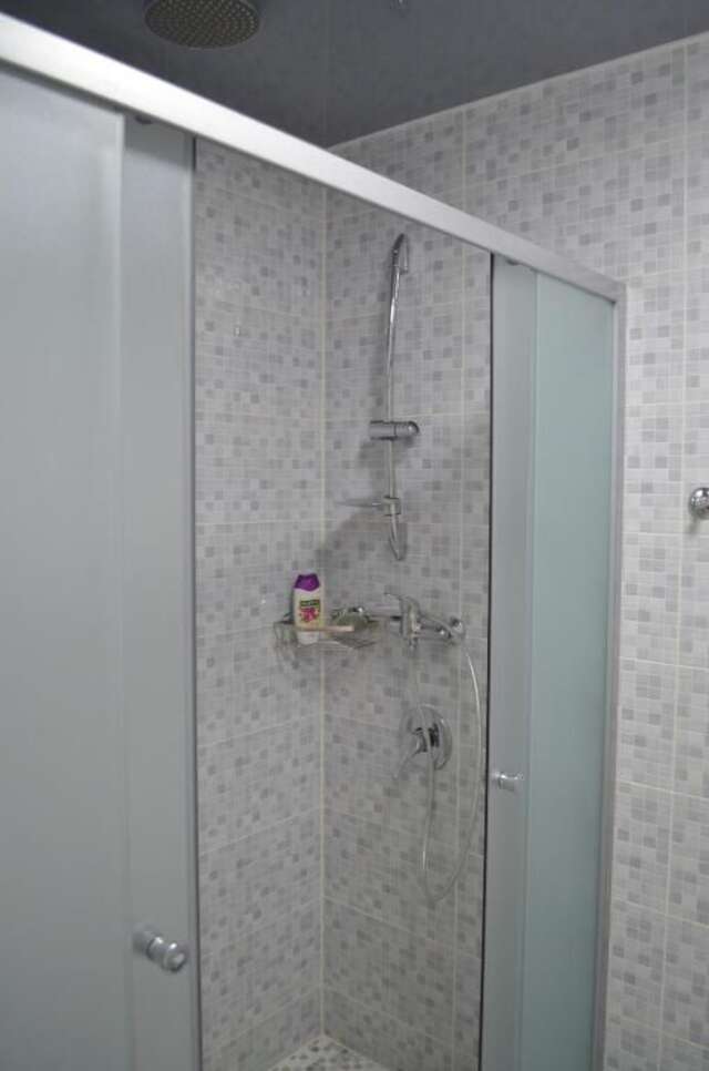 Апартаменты 1-комнатная на левом берегу Днепра Днепр-15